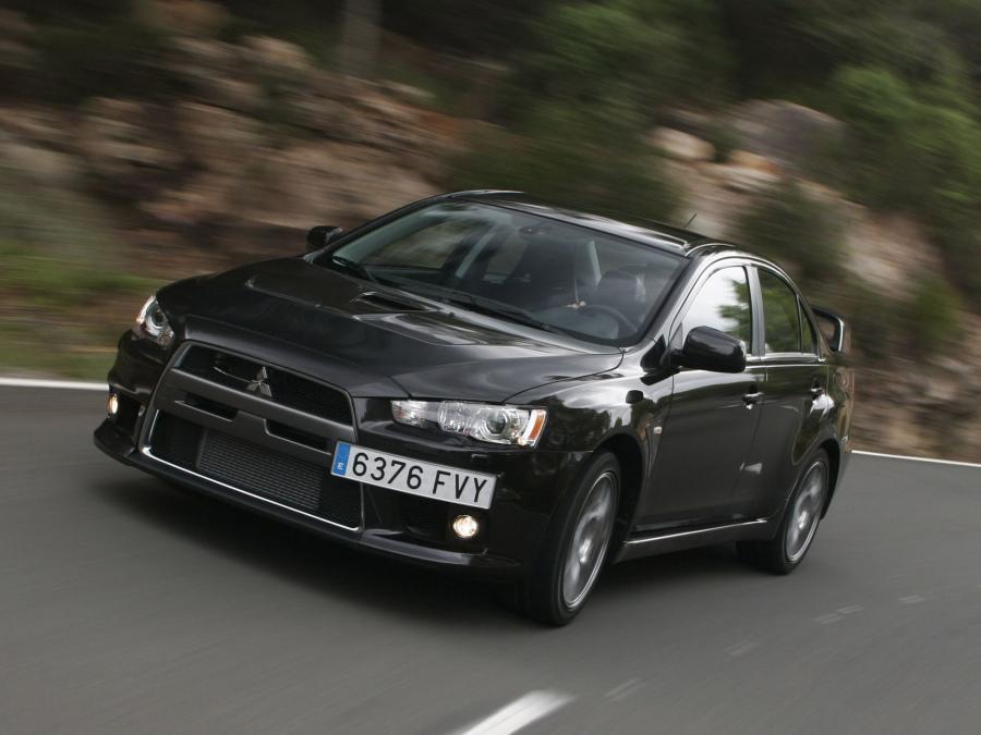  Mitsubishi Lancer Evolution X 2008 года  (EU) (фото 13 из 21)